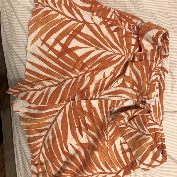 Forever 21 Women size M shorts - Picture 1 of 3